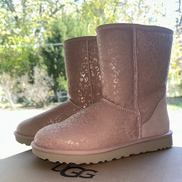 UGG Classic Snow Leopard Boots - Picture 3 of 9